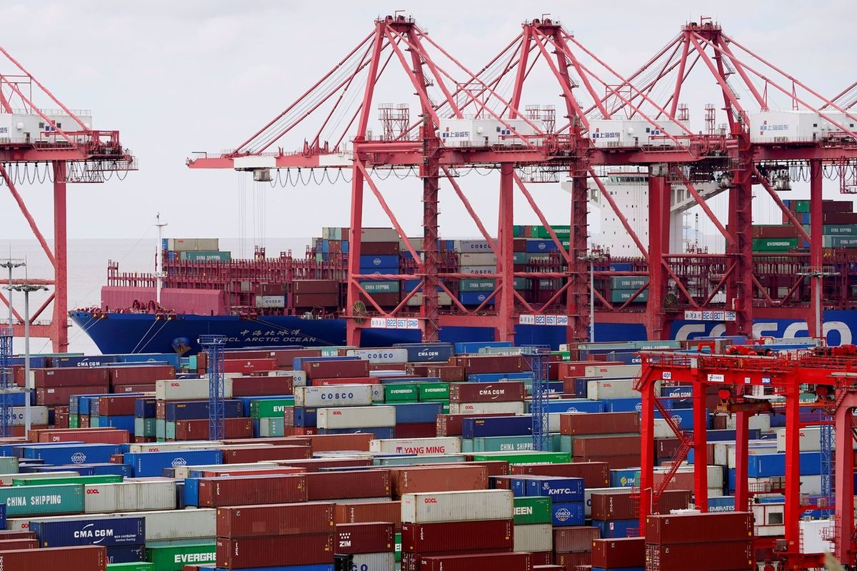 Čína je největším obchodním partnerem EU, poprvé předstihla Spojené státy